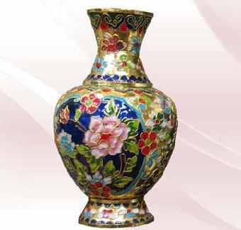 景泰藍 銅胎掐絲琺瑯，流光溢彩的民族瑰寶